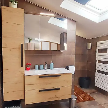 Résidence les Seigneurs T1 en Duplex 50 m2 Gréoux-les-Bains Esterno foto