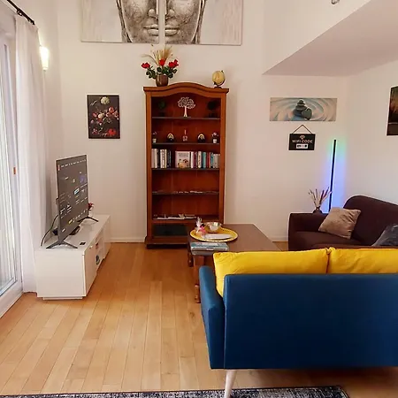 Résidence les Seigneurs T1 en Duplex 50 m2 Gréoux-les-Bains Esterno foto